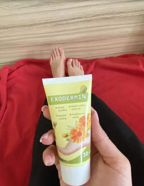 Επισκόπηση κρέμας Brand exodermin brand από το Yesenia